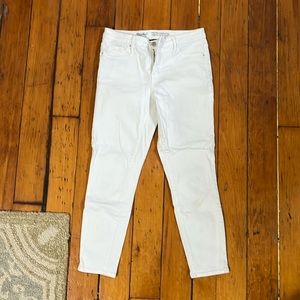 Mossimo high rise jegging white cropped pants size 4/27R